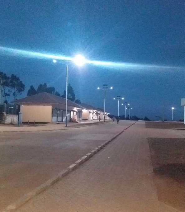 绩溪县非洲科特迪瓦太阳能路灯工程
